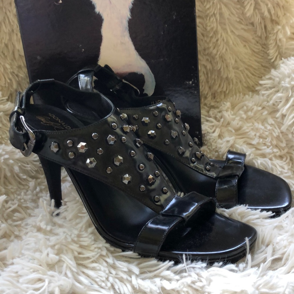 Donald J Pliner Black Nekita stilettos
